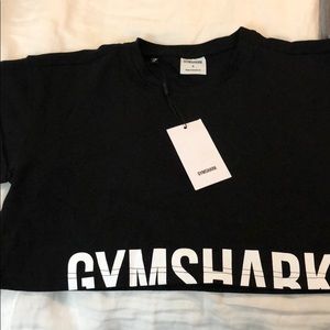 Gym shark crop top